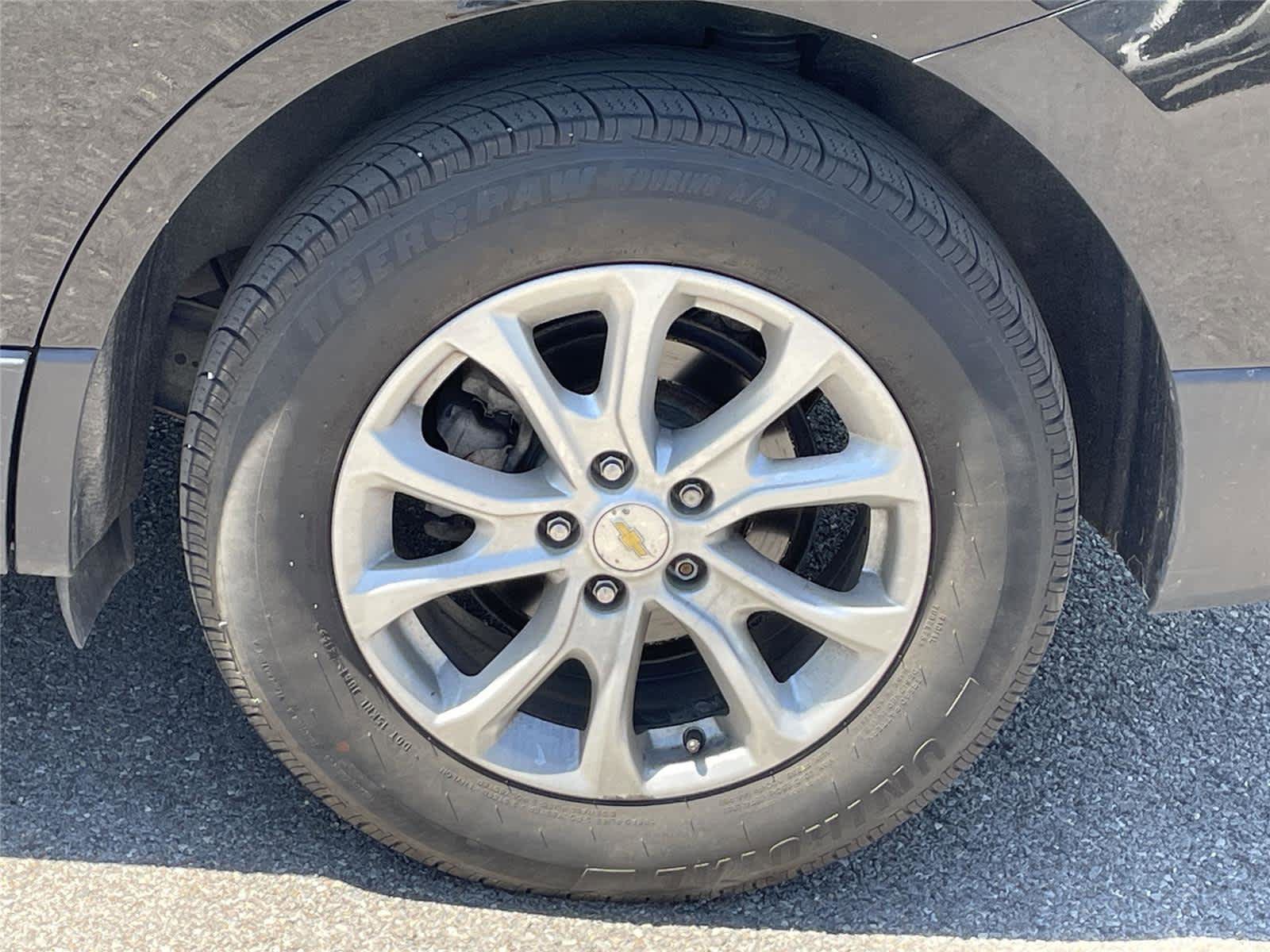 Used 2019 Chevrolet Equinox LT AWD/4WD image 11