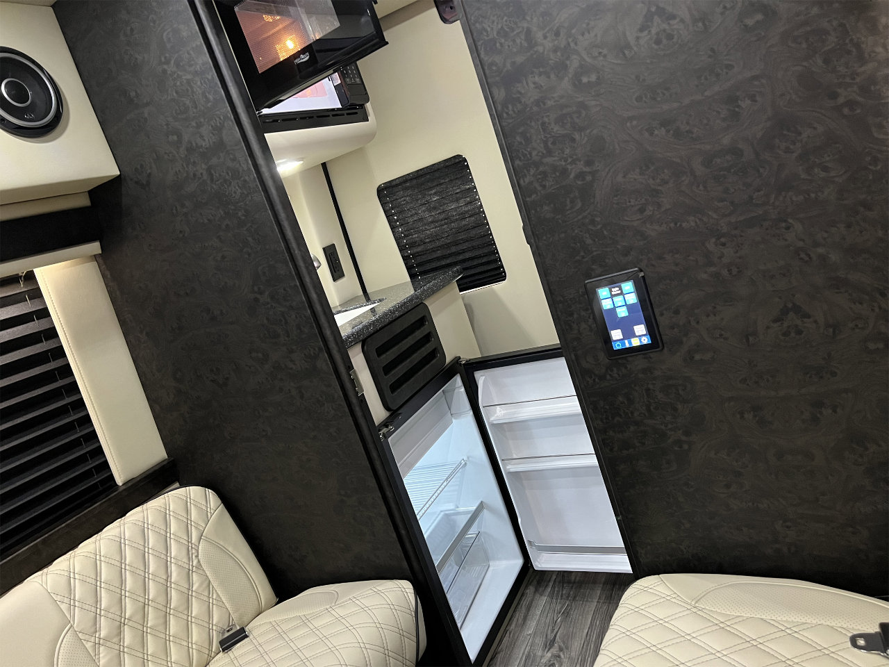 Used 2021 Mercedes-Benz Sprinter 3500 image 5