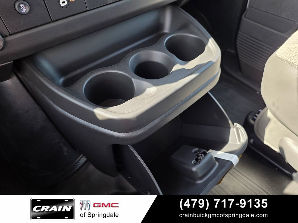 Used 2024 Chevrolet Express 3500 w/ Driver Convenience Package RWD image 19