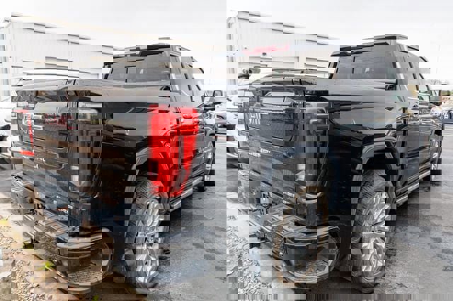 Used 2019 GMC Sierra 1500 Denali w/ Denali Ultimate Package image 3