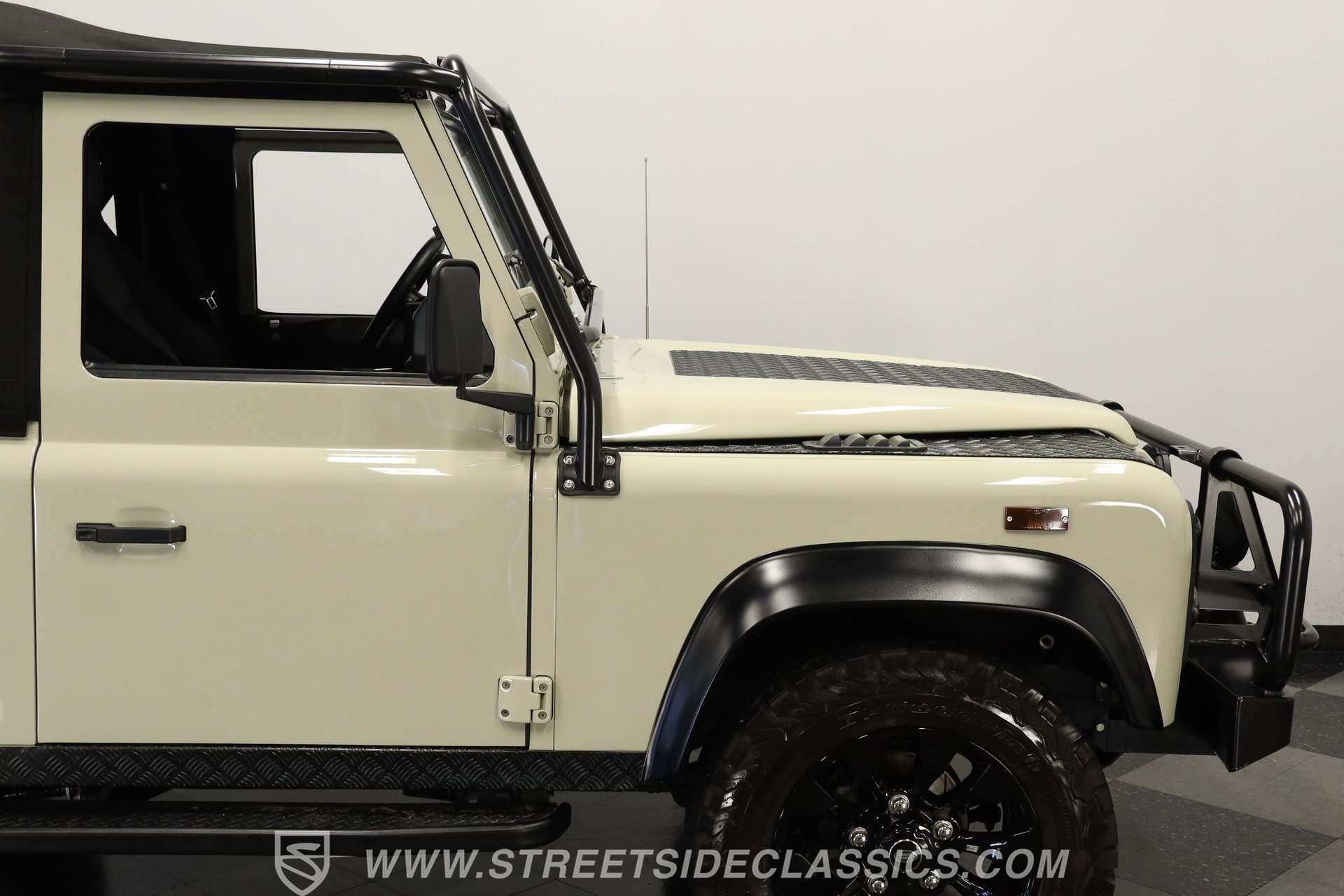 Used 1994 Land Rover Defender 90 image 28