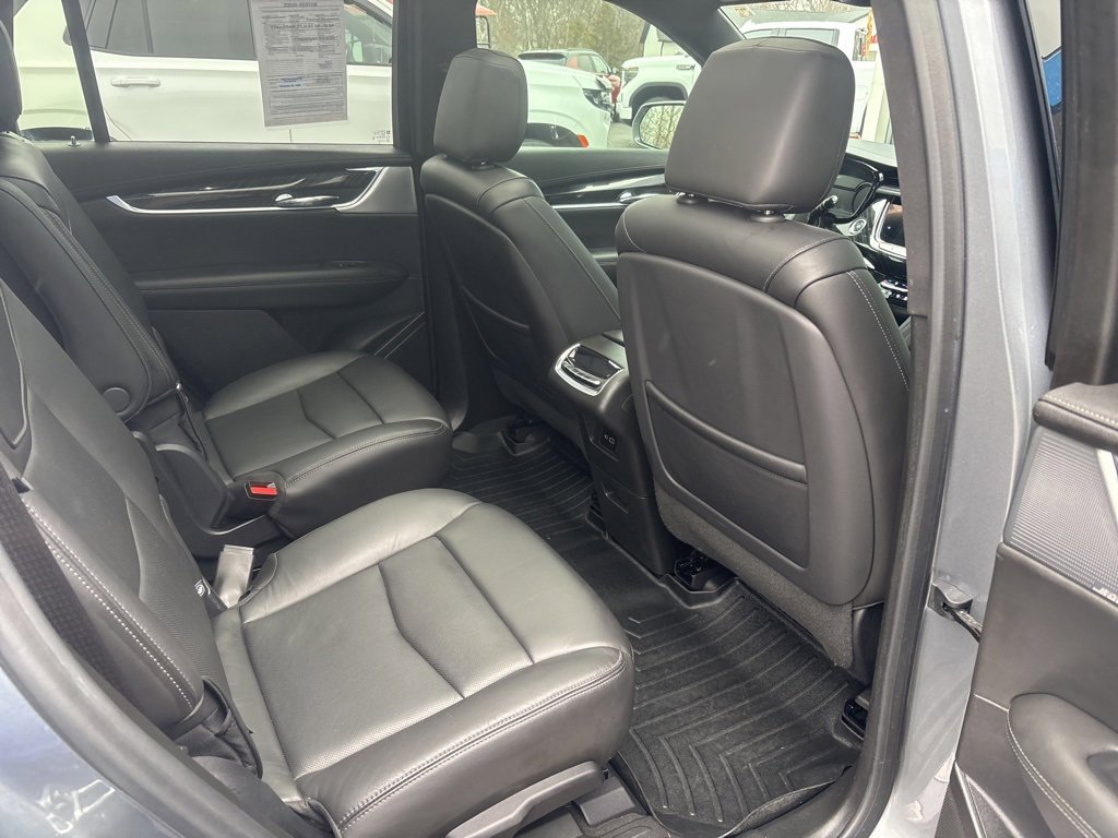 Used 2020 Cadillac XT6 Premium Luxury image 9