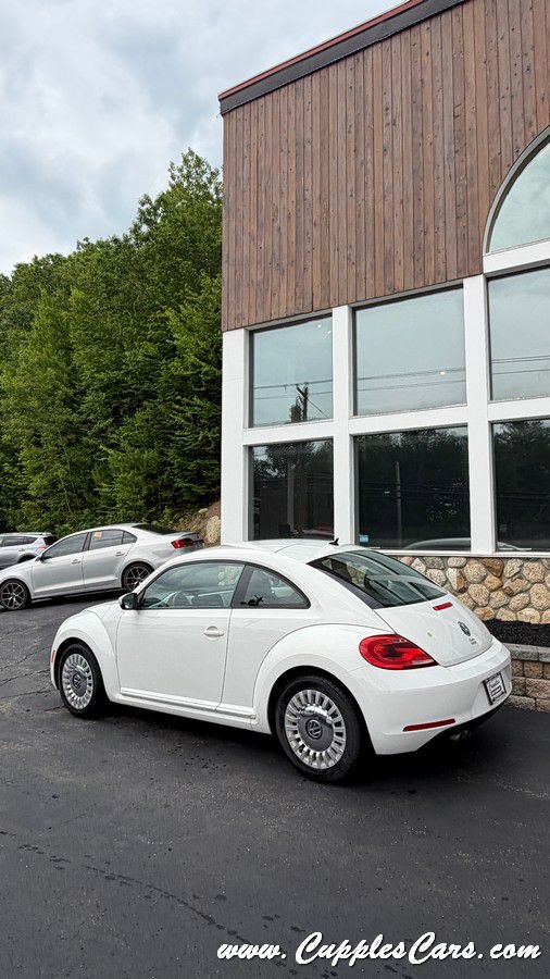 Used 2013 Volkswagen Beetle 2.5 FWD image 26