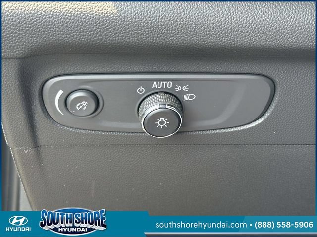 Used 2023 Buick Envision Essence FWD image 22