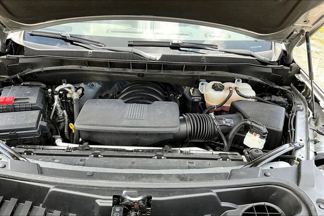 Used 2024 Chevrolet Tahoe RST w/ Luxury Package AWD/4WD image 32