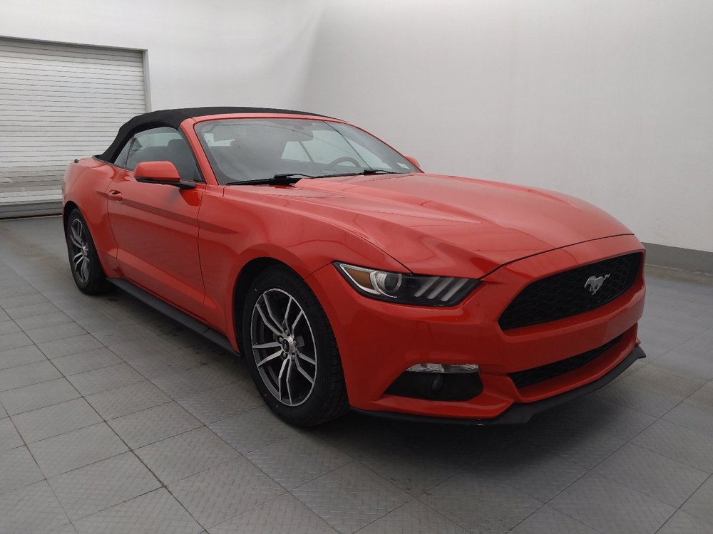 Used 2017 Ford Mustang Premium image 13