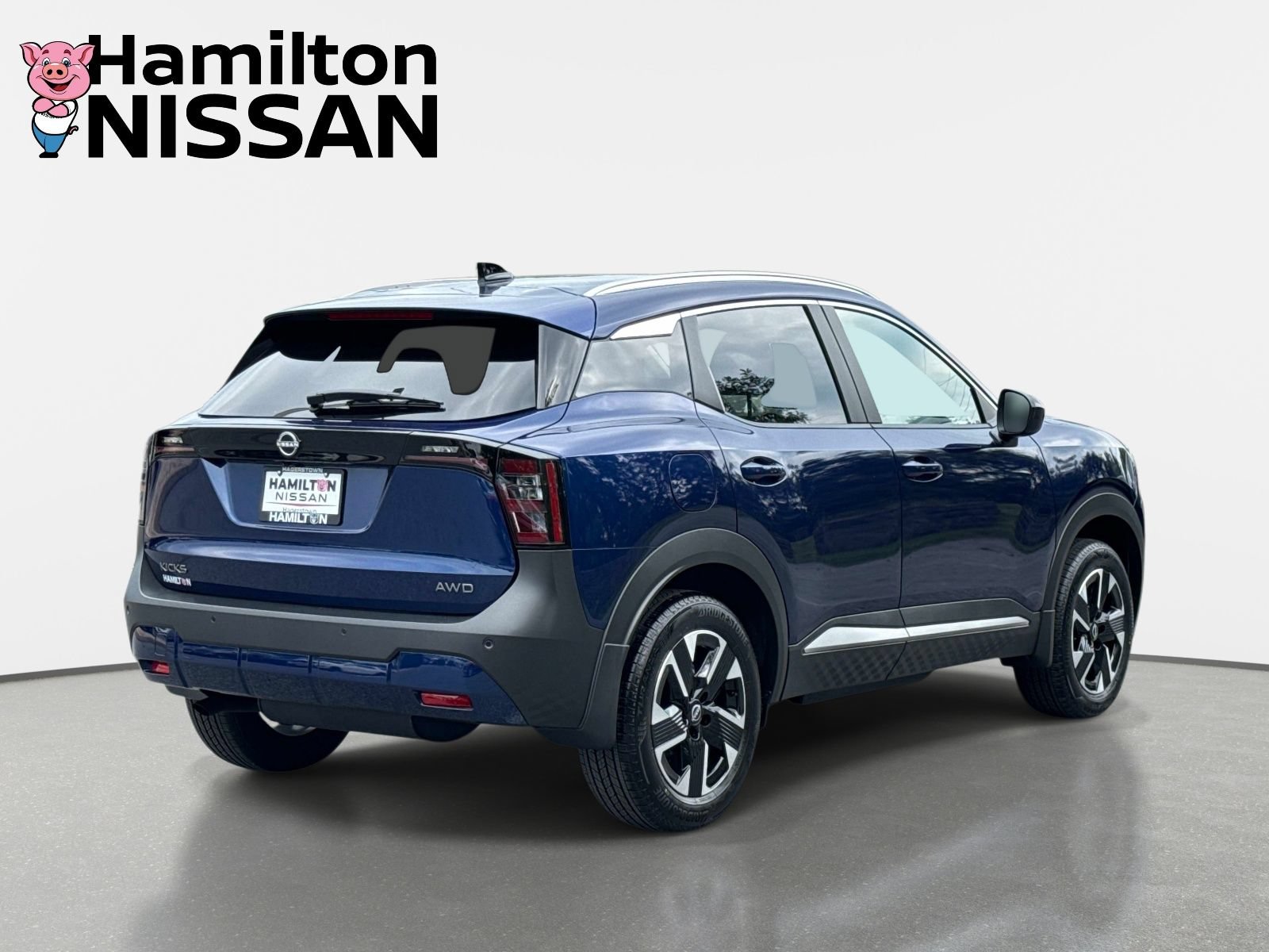 Used 2026 Nissan Kicks SV w/ SV Premium Package AWD/4WD image 2