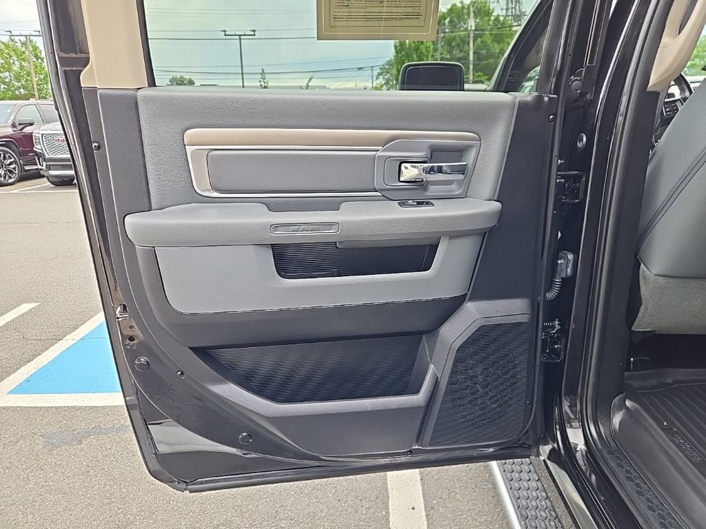 Used 2017 RAM 1500 Big Horn AWD/4WD image 45