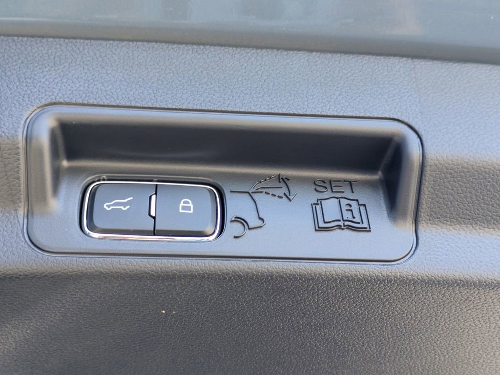 New 2026 Ford Explorer ST image 13