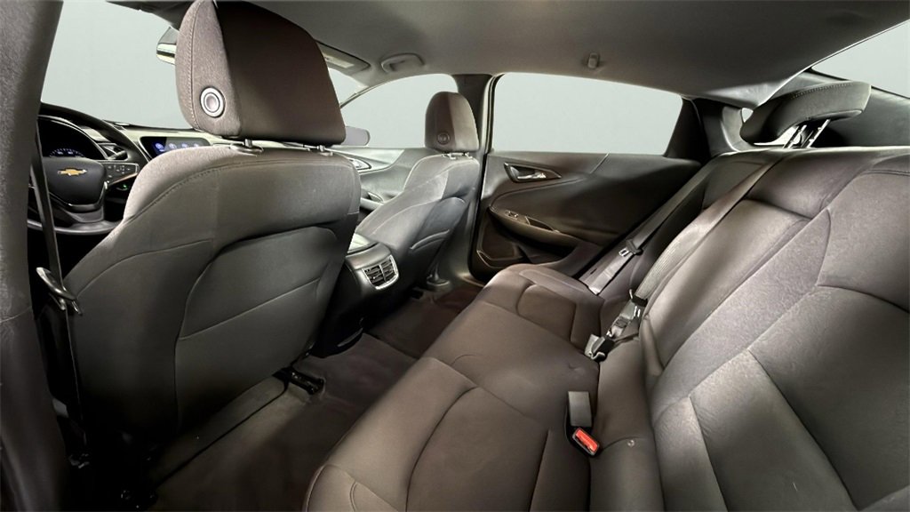 Used 2023 Chevrolet Malibu LT image 28