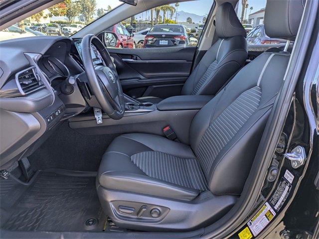 Used 2024 Toyota Camry SE image 15