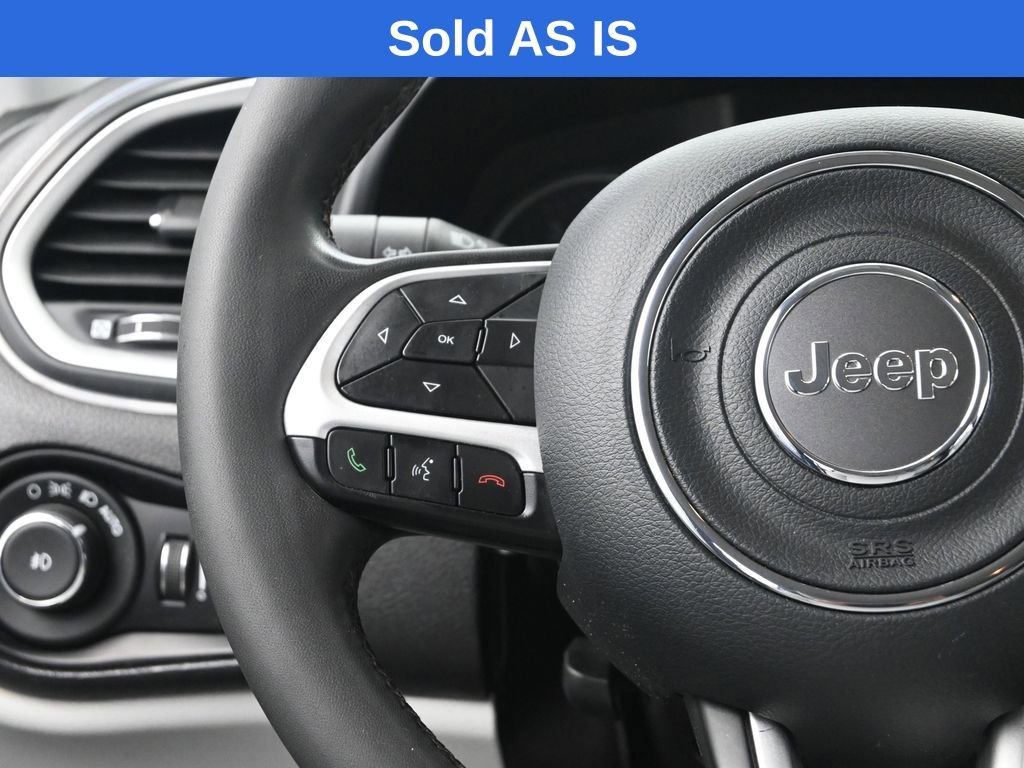 Used 2018 Jeep Renegade Latitude FWD image 30