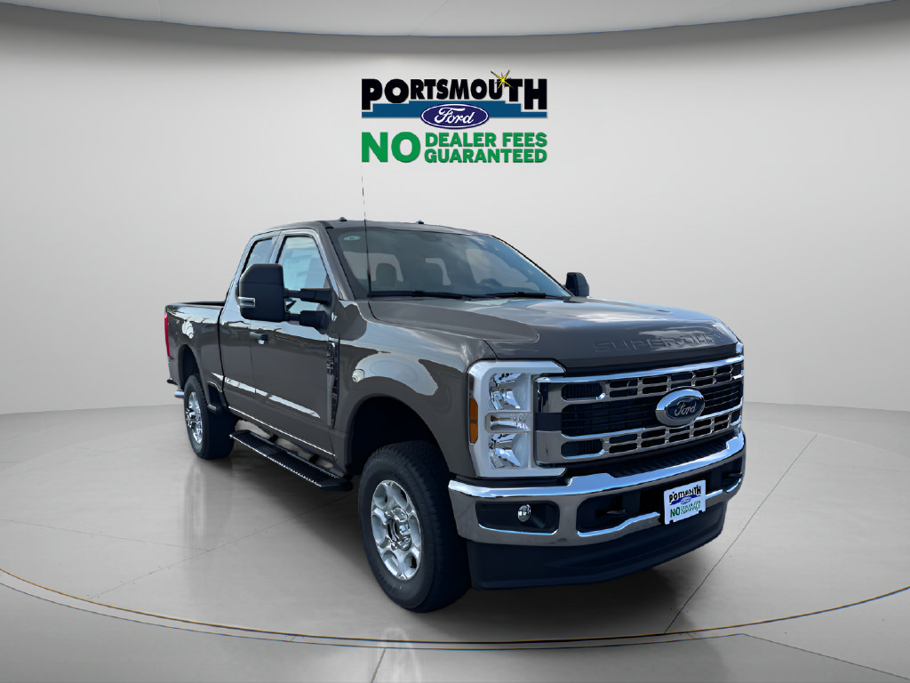 New 2026 Ford F250 XLT w/ FX4 Off-Road Package AWD/4WD image 26