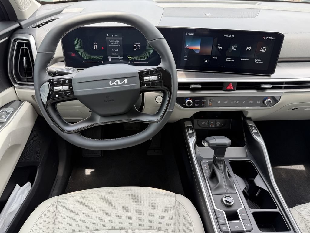 New 2026 Kia Sorento S FWD image 12
