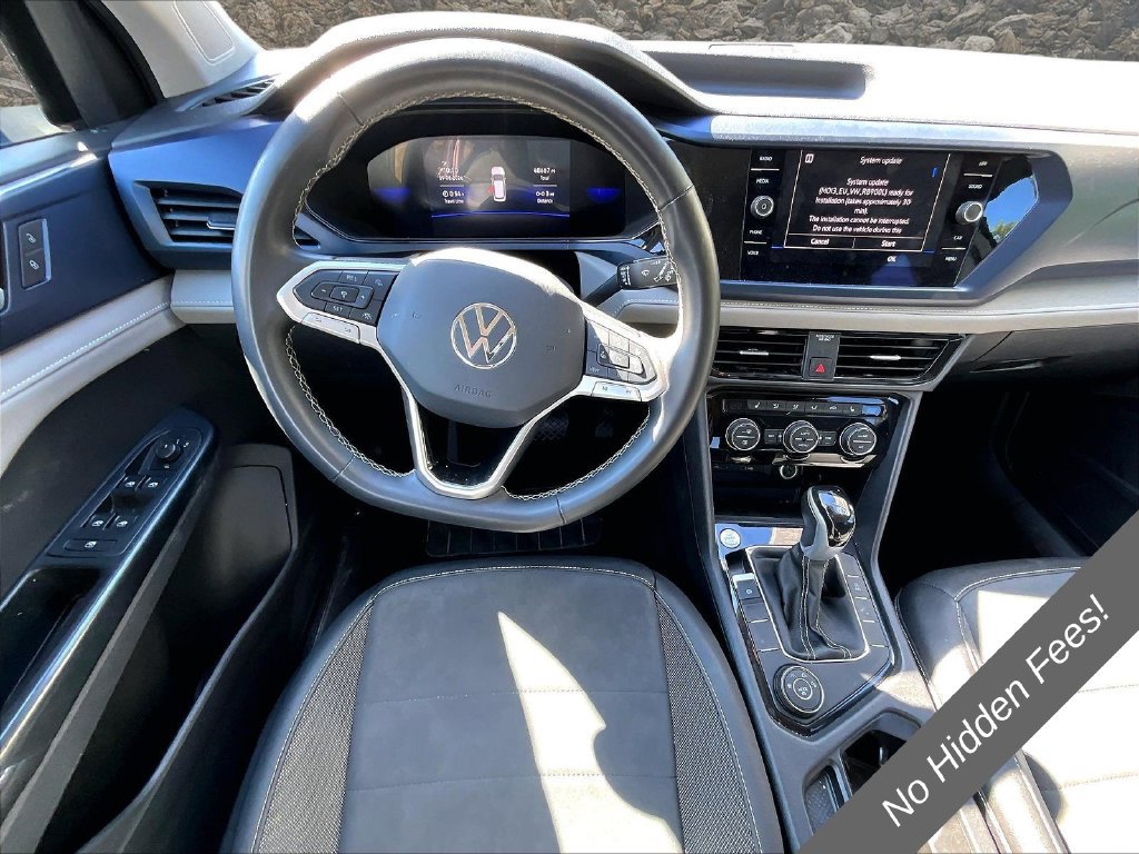 Used 2024 Volkswagen Taos SE AWD/4WD image 5