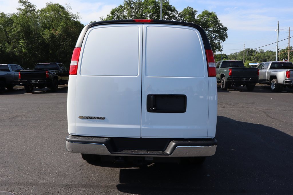 New 2025 Chevrolet Express 2500 w/ Driver Convenience Package image 24