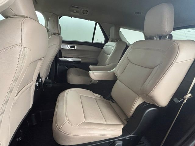 Used 2024 Ford Explorer Limited w/ Limited Technology Package image 13