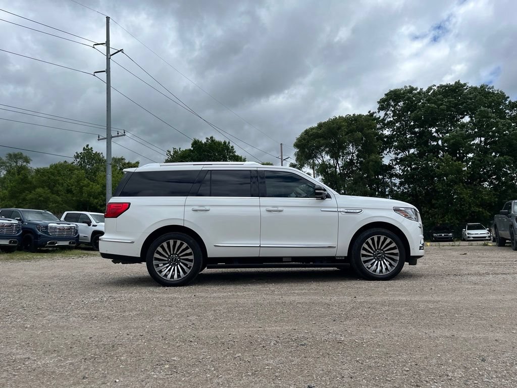 Used 2020 Lincoln Navigator Reserve w/ Luxury Package AWD/4WD image 8