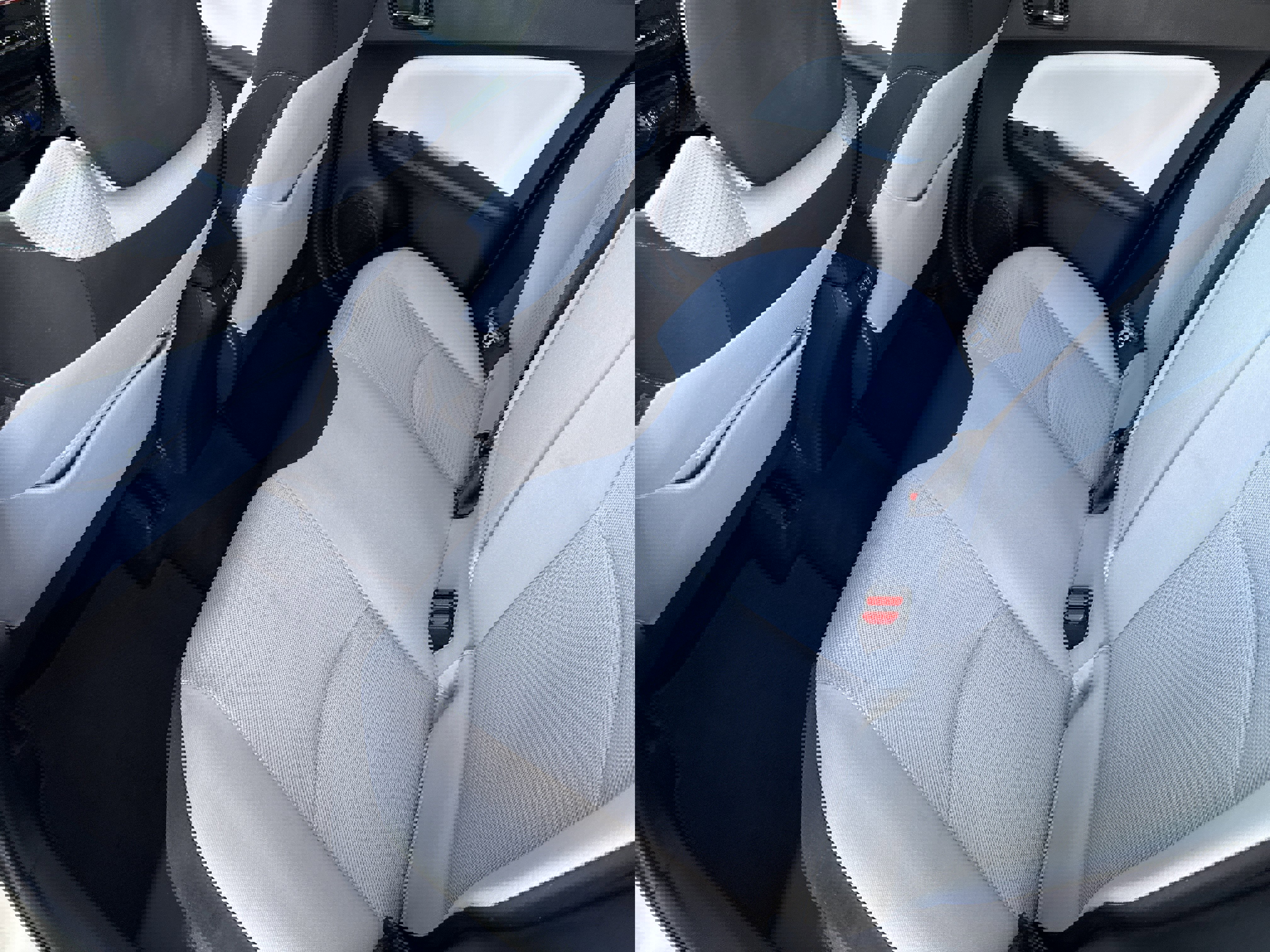 Used 2020 Toyota Prius LE w/ Carpet Mat Package image 11