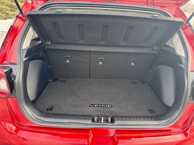 Certified 2025 Hyundai Venue Limited image 44