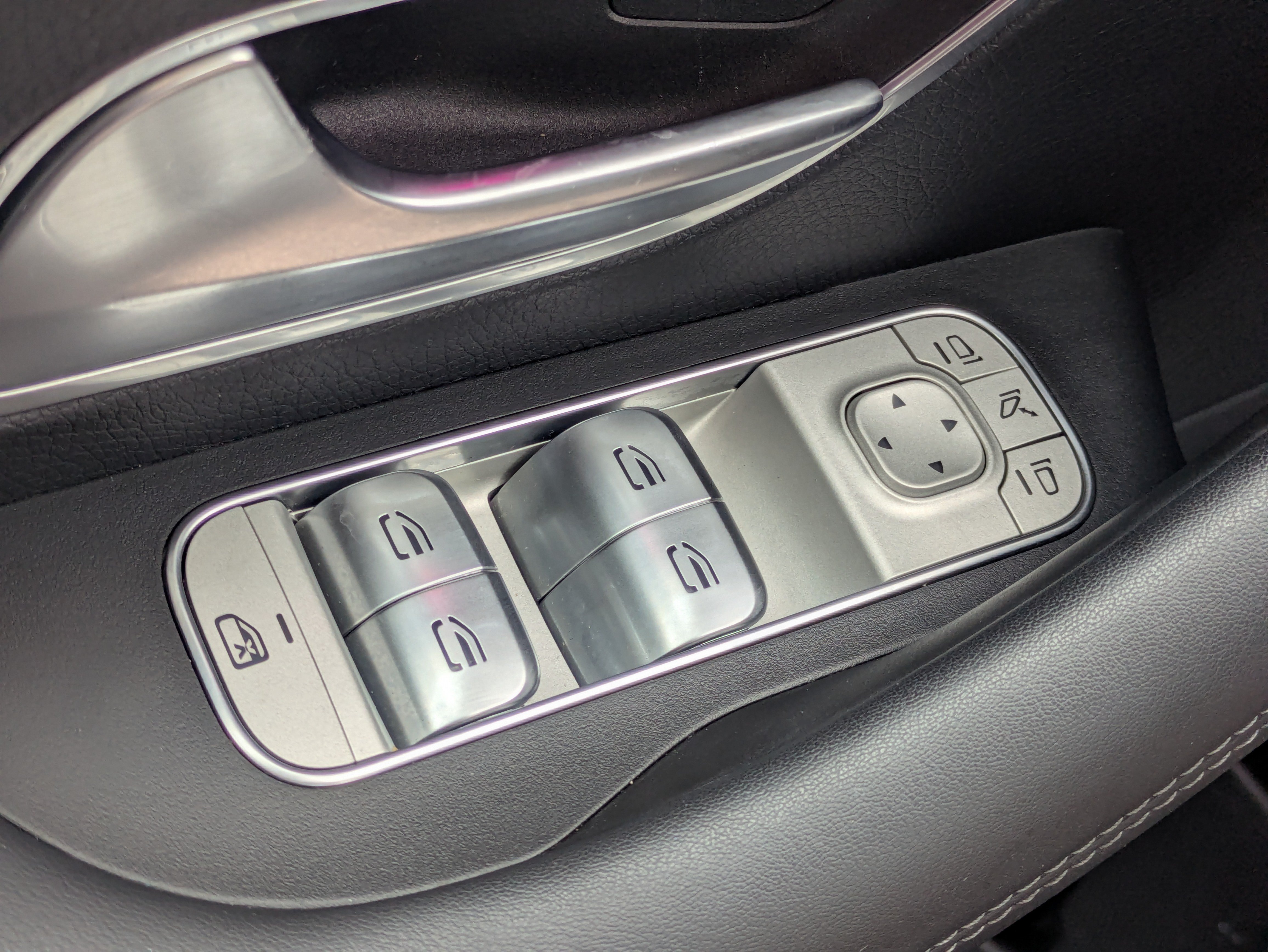 Certified 2023 Mercedes-Benz GLE 450 4MATIC image 23