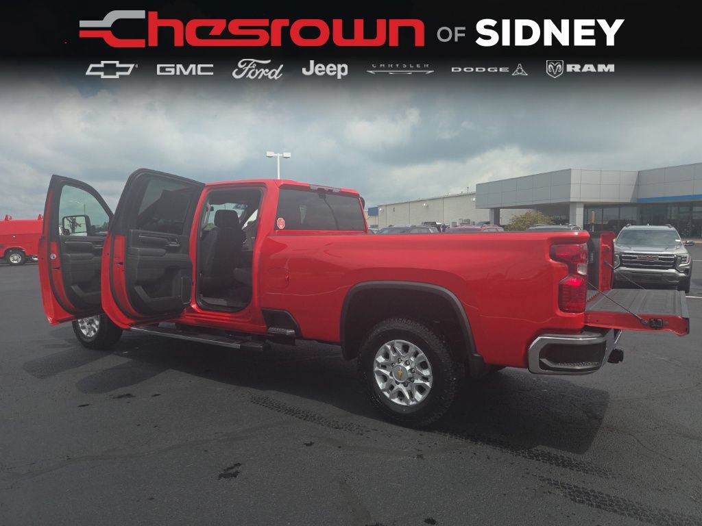 Used 2025 Chevrolet Silverado 3500 LT w/ All Star Edition AWD/4WD image 13