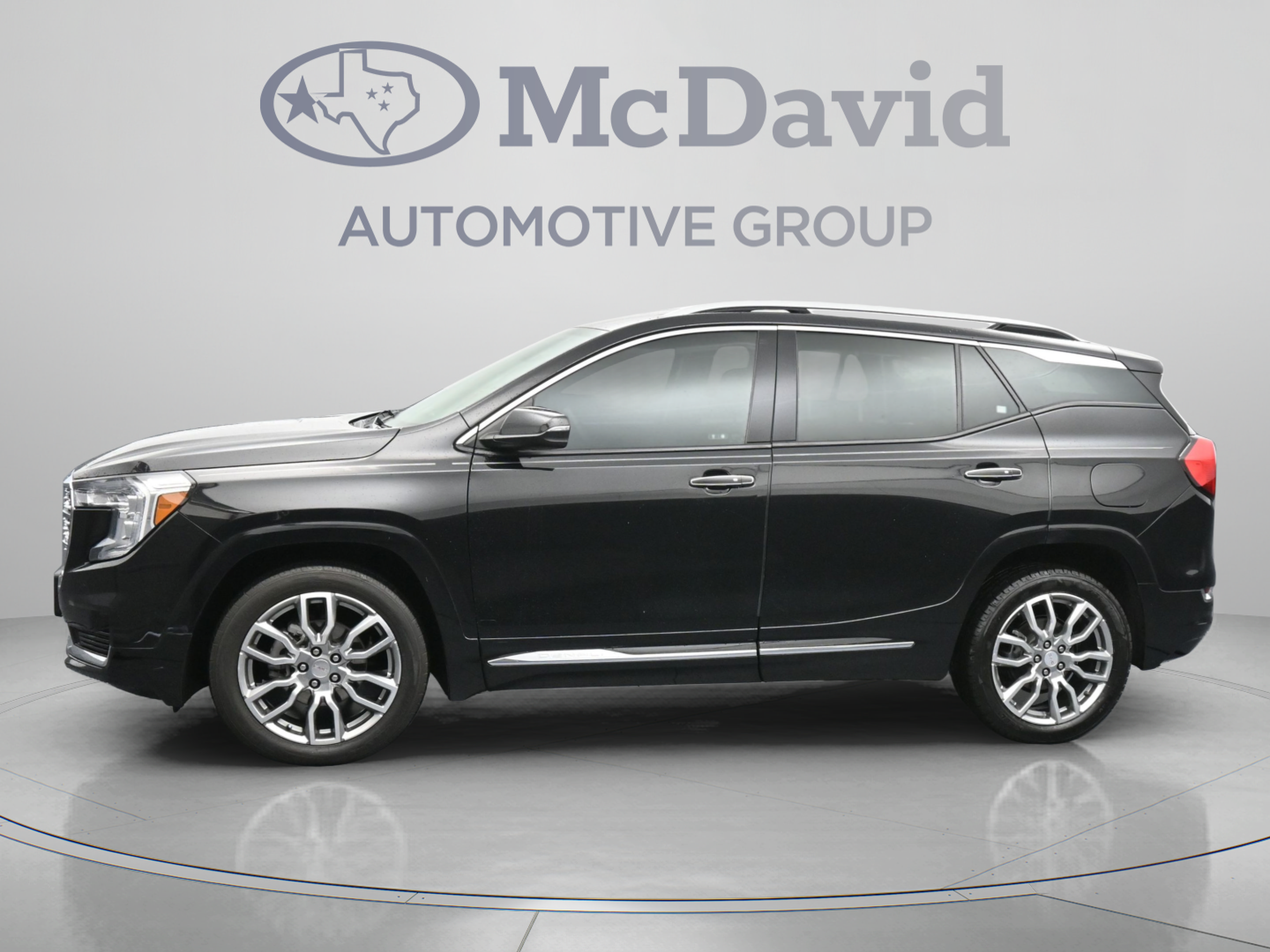 Used 2022 GMC Terrain Denali w/ LPO, Cargo Package AWD/4WD image 5