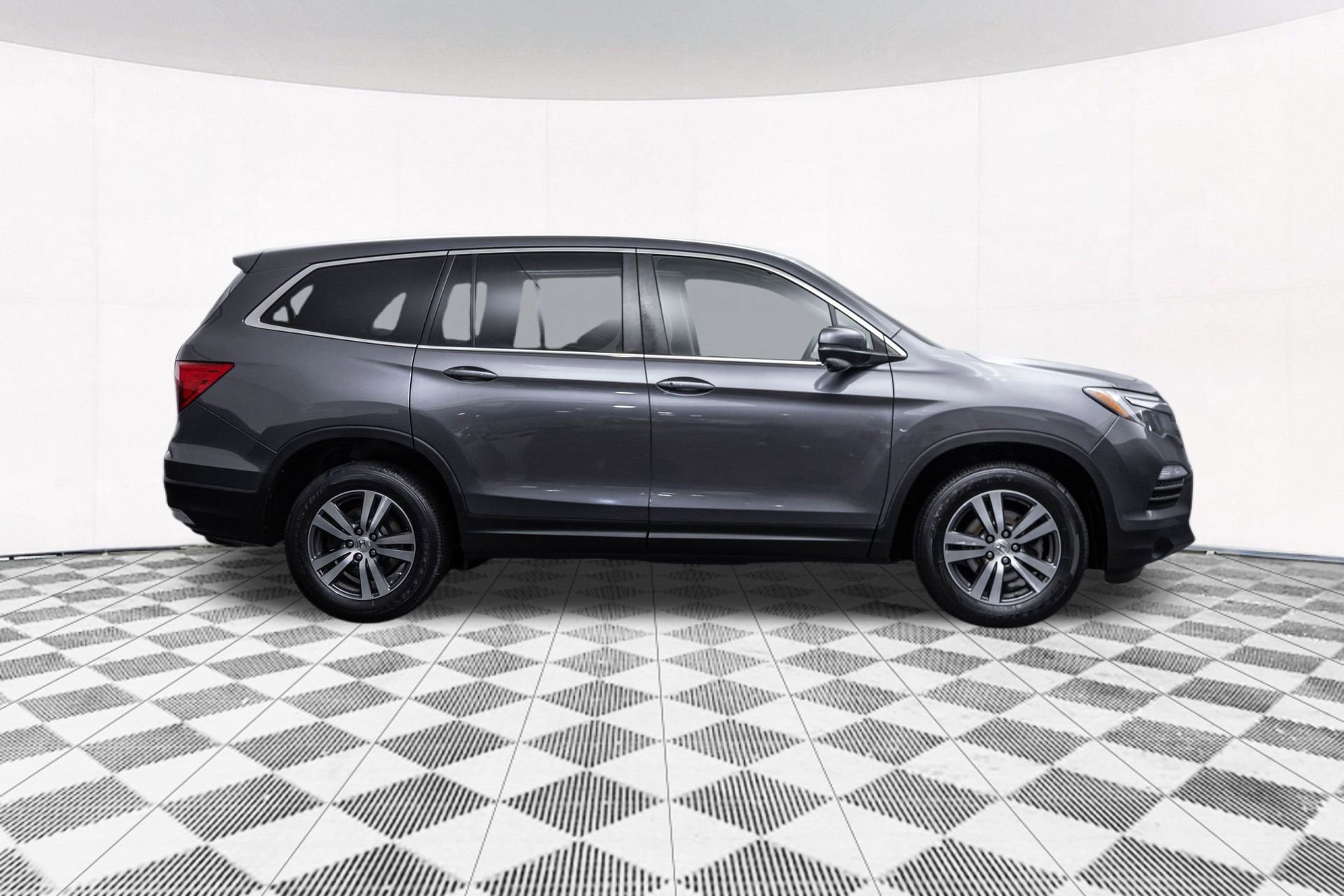 Used 2018 Honda Pilot EX-L image 12