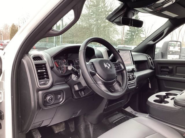 New 2026 RAM 5500 Tradesman w/ Chrome Appearance Group image 25