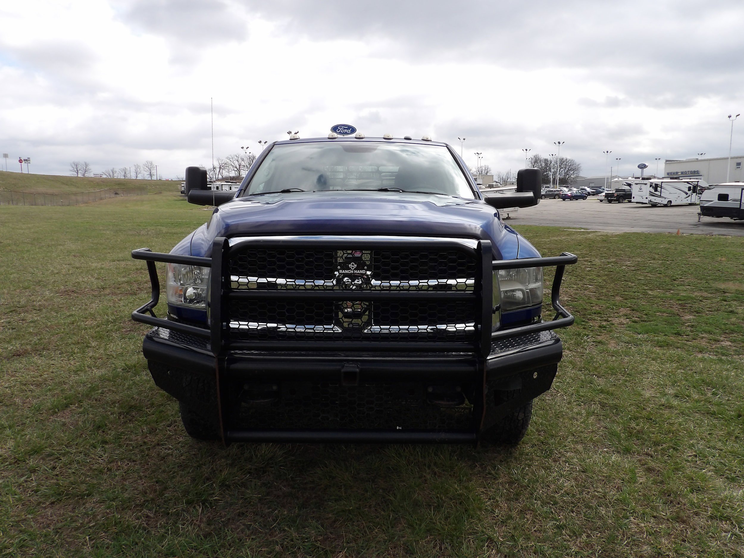 Used 2017 RAM 3500 Tradesman w/ Chrome Appearance Group image 3
