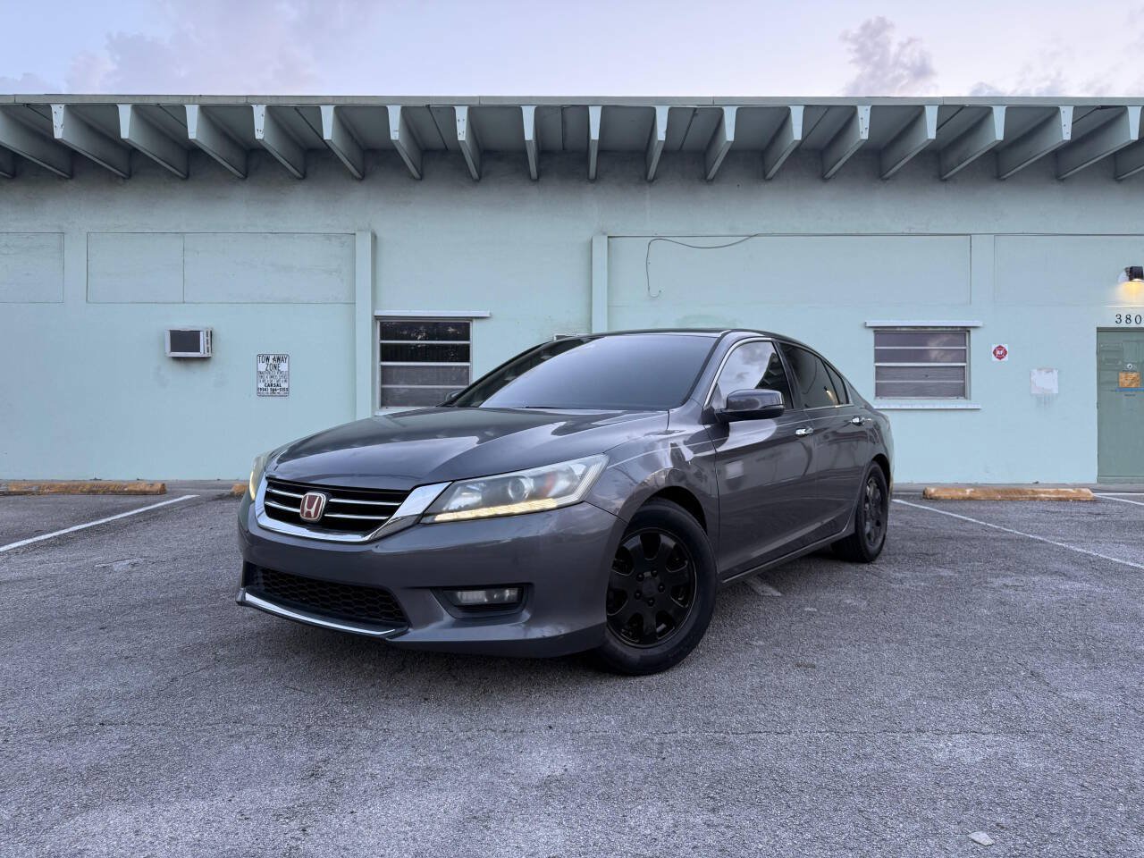 Used 2015 Honda Accord EX-L image 2