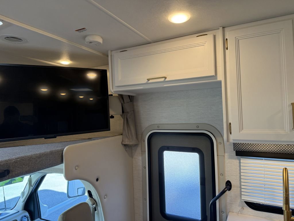 Used 2024 Ford E-350 and Econoline 350 Super Duty w/ Motorhome Prep Package image 49