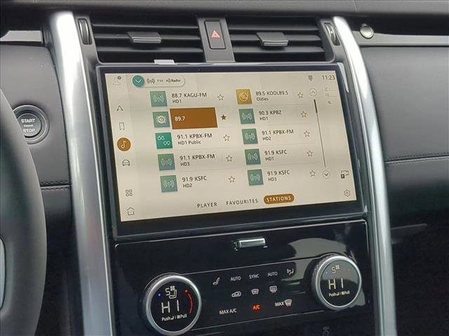 New 2026 Land Rover Discovery S AWD/4WD image 16