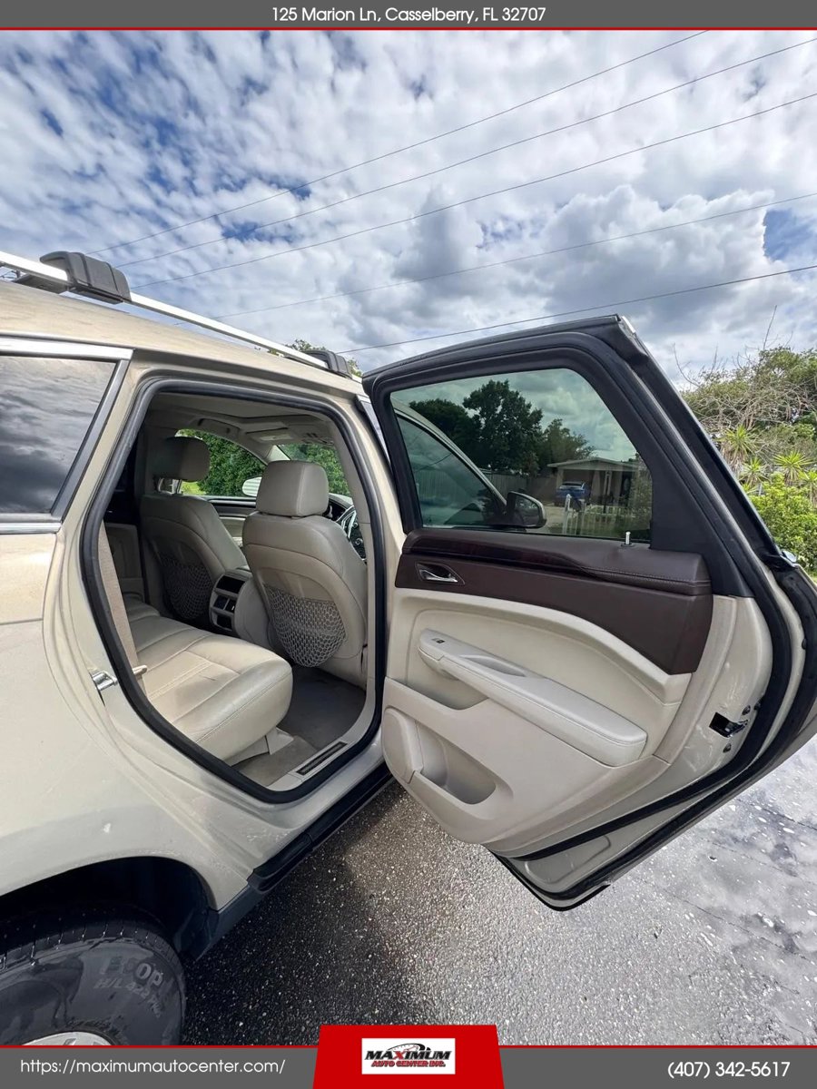 Used 2010 Cadillac SRX Luxury FWD image 12