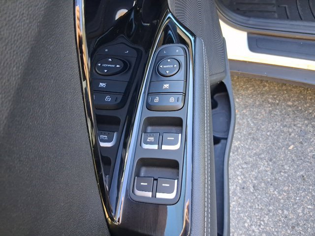Used 2022 Kia Niro LXS FWD image 12