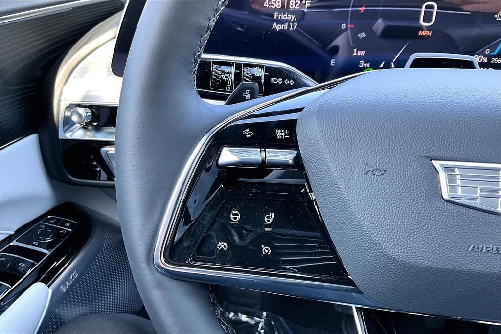 New 2026 Cadillac Lyriq Premium Luxury w/ LPO, Floor Liner Package AWD/4WD image 24
