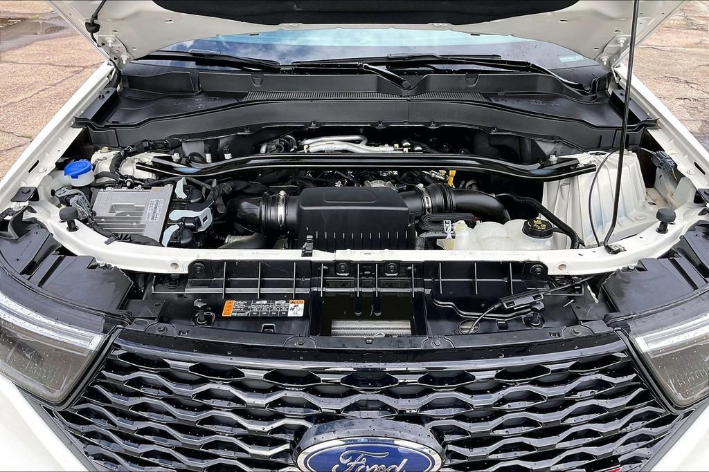 Used 2023 Ford Explorer ST w/ Equipment Group 401A AWD/4WD image 31