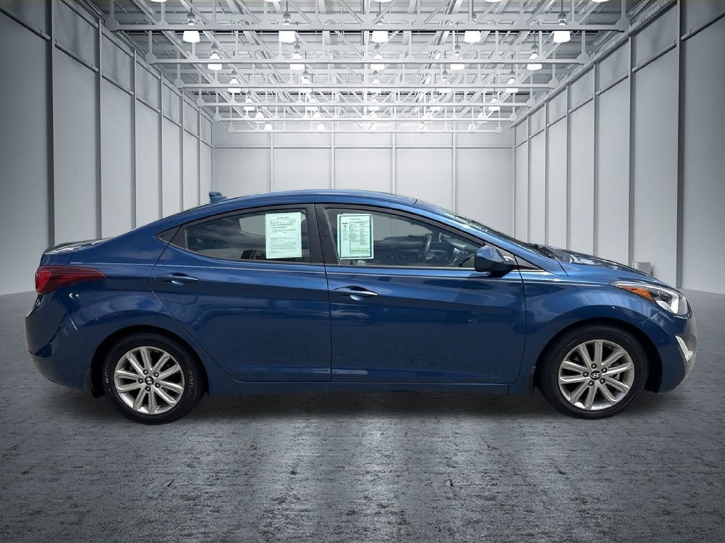 Used 2016 Hyundai Elantra SE w/ Option Group 02 FWD image 6