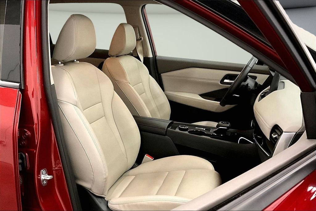 Used 2024 Nissan Rogue SL image 29