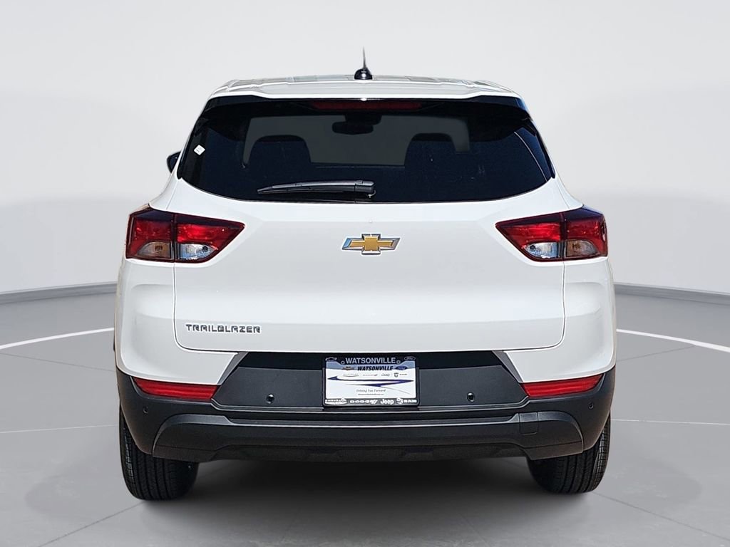 New 2026 Chevrolet TrailBlazer LS image 4