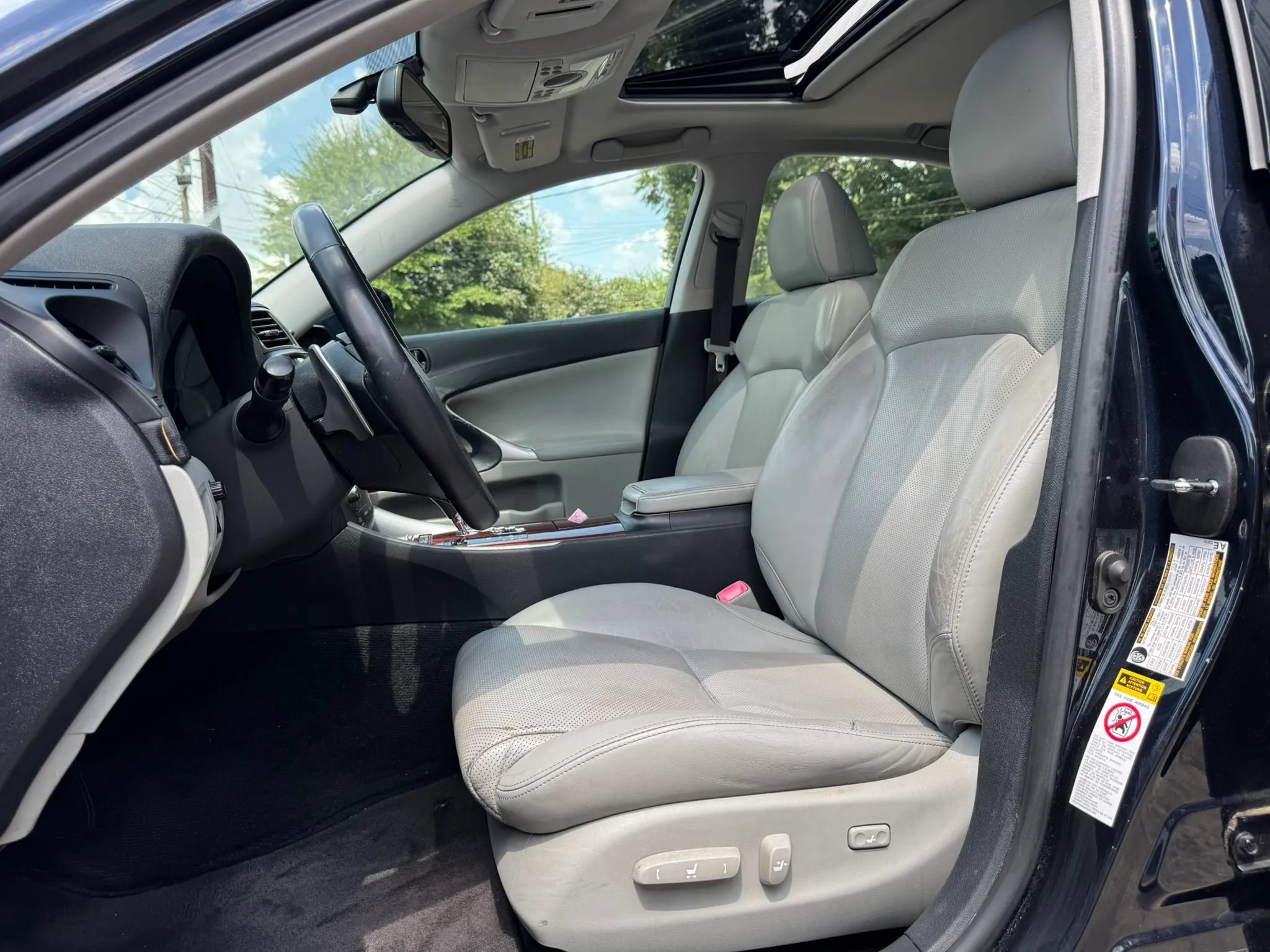 Used 2006 Lexus IS 250 RWD image 22