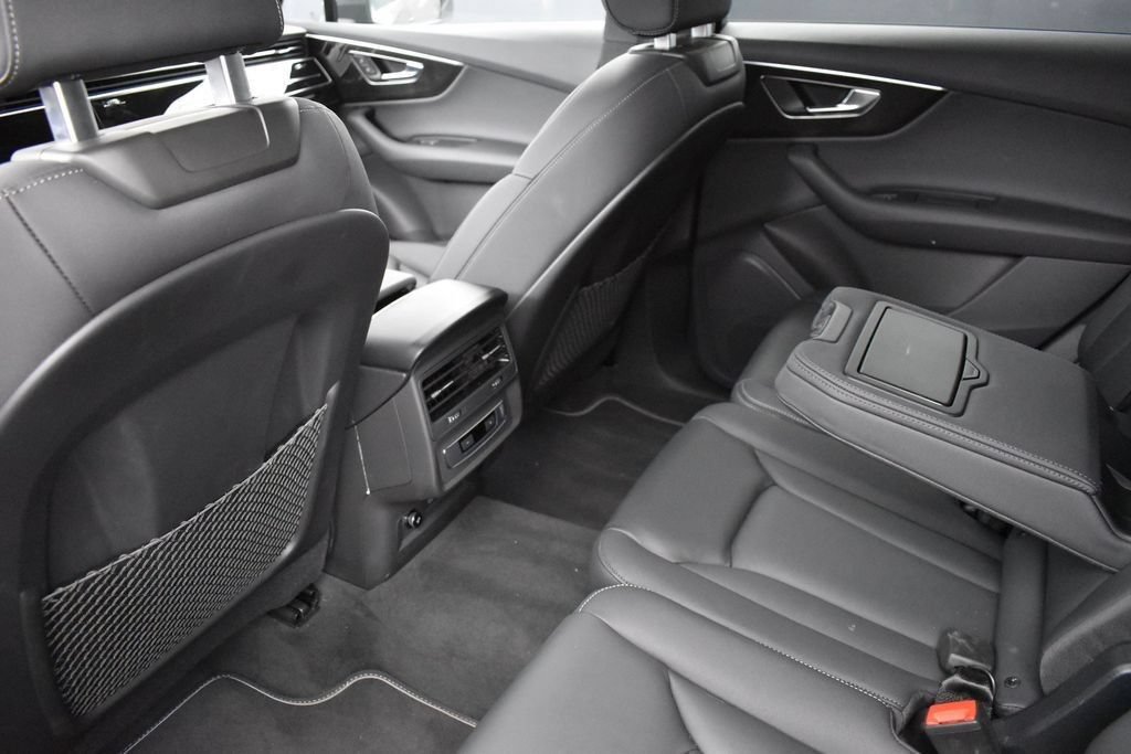 Used 2025 Audi Q7 2.0T Premium AWD/4WD image 19