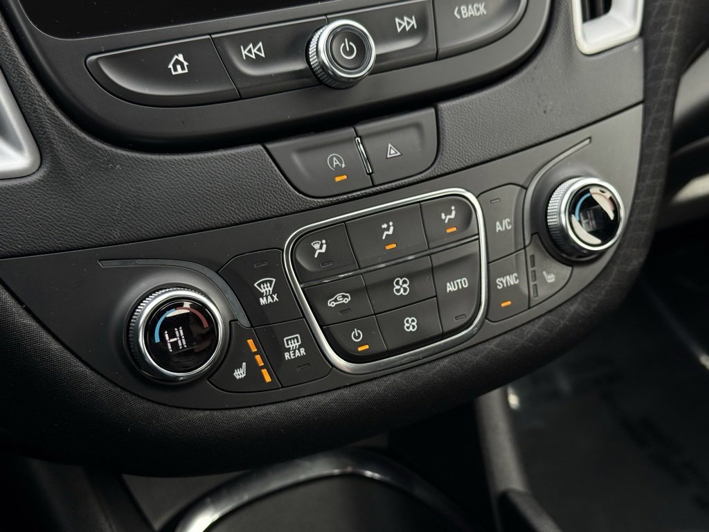 Used 2024 Chevrolet Malibu LT image 29