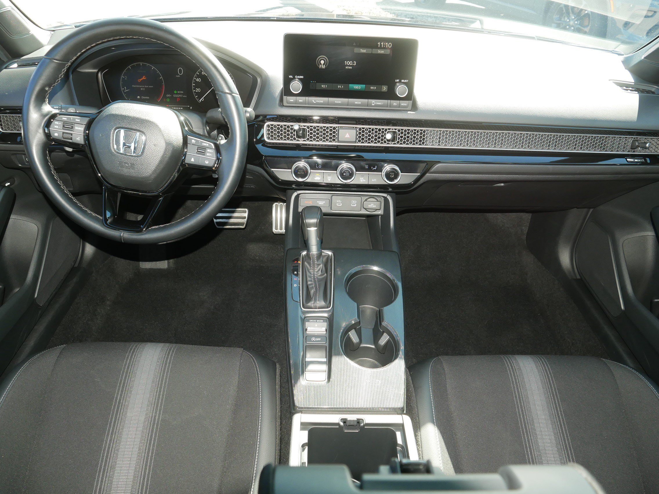 Used 2025 Honda Civic Sport image 10