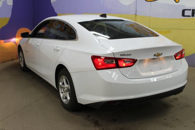 Used 2018 Chevrolet Malibu LS FWD image 5