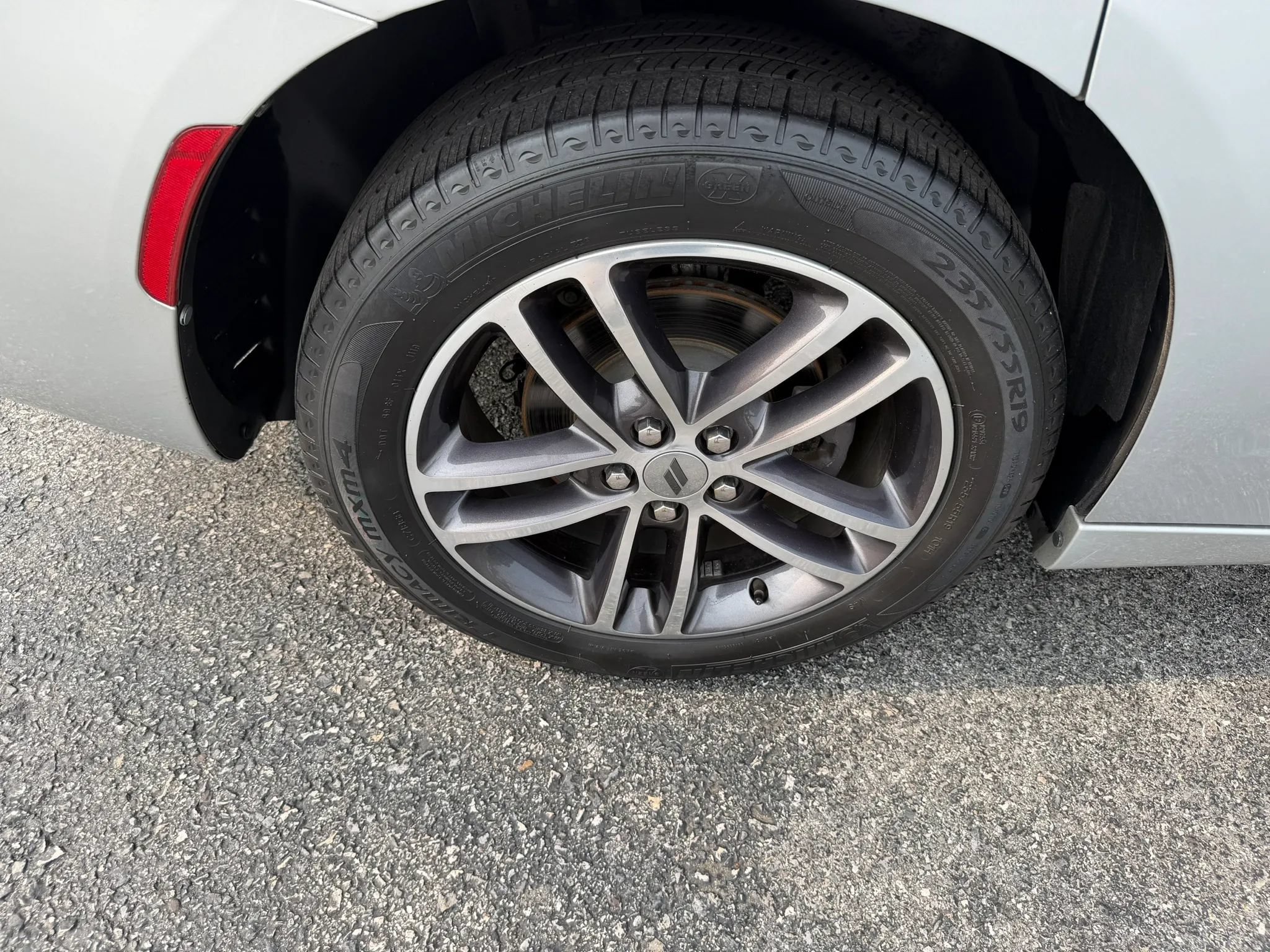 Used 2019 Dodge Charger SXT AWD/4WD image 41
