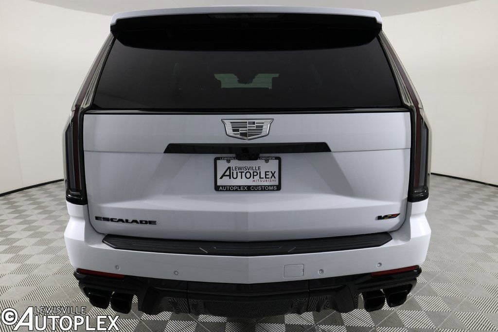 Used 2026 Cadillac Escalade ESV V image 6