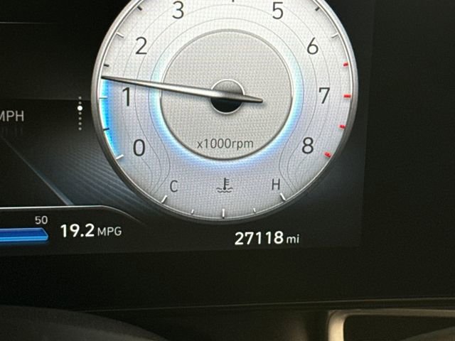 Used 2023 Hyundai Elantra SEL w/ Convenience Package image 25