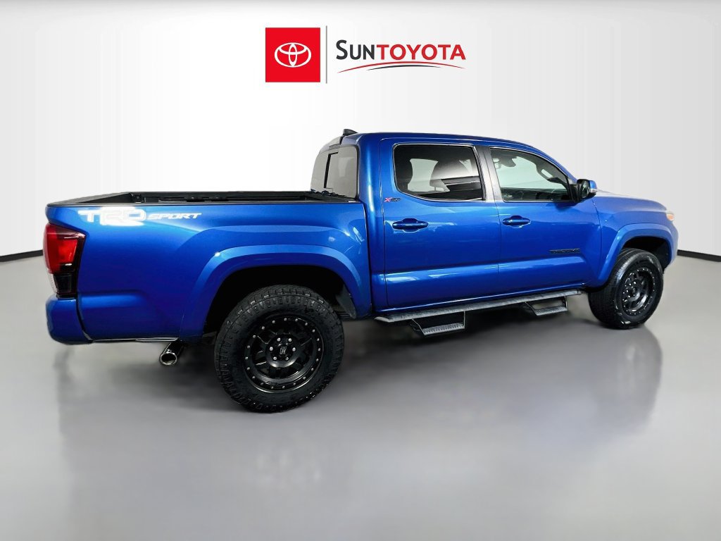 Used 2018 Toyota Tacoma TRD Sport RWD image 3