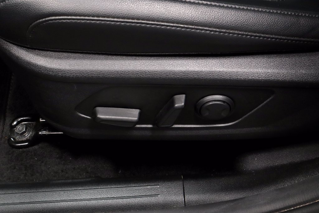 Used 2024 Kia Sportage SX FWD image 26